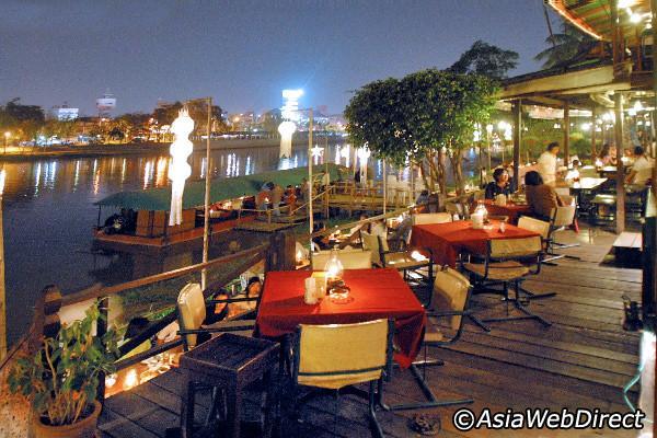 Sereno Airport Hotel Chiang Mai Exterior foto